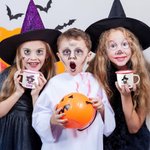Tasse en Émail 355 ml Personnalisé avec Nom et Motif de Sorcière Mignonne Cadeau Halloween pour Enfant