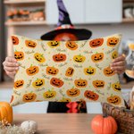 Spersonalizowana poszewka na poduszkę lędźwiową z imieniem i nazwiskiem Dekoracja domu Prezent na Halloween dla rodziny i przyjaciół