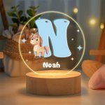 Gepersonaliseerd Cartoondieren Initiaal Naam LED Nachtlampje met Houten Basis Kinderkamer Decoratie Verjaardag of Babyshower Cadeau voor Kinderen