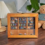 Bibliothèque miniature en bois personnalisée pour soulager l'anxiété avec texte et mini-livres Décoration de bibliothèque pour la maison Cadeau d'anniversaire pour les amoureux des livres