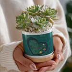 Personalized Vintage Heart Birth Flower Ceramic Plant Pot with 1-12 Names and Title Home Decor Christmas Gift for Mom Grandma