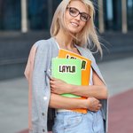 Spersonalizowana naklejka z imieniem inspirowana Wicked Urodzinowy prezent świąteczny dla dzieci, dziewczynek i fanów filmów muzycznych