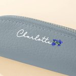 Personalisierte Geburt Blume Multicolor Mini PU Leder Münze Geldbörse Makeup Tasche mit Namen Reisen Wesentliche Geburtstag Jahrestag Geschenk für Frauen