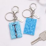 Personalisierte Schwimmbad Wasser Ripples Schlüsselanhänger mit eingraviertem Namensschild Geburtstag Jahrestag Geschenk für Schwimmer Schwimmen Liebhaber