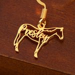 Personalisierte Pferd Silhouette Ohrringe mit Namen Zierlich Schmuck Geburtstag Jahrestag Weihnachten Geschenk für Pferdebesitzer Liebhaber