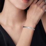 Bracciale personalizzato con nome inciso e pietra di nascita Gioielli minimalisti Regalo di San Valentino, compleanno, anniversario per la donna