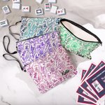 Gepersonaliseerde Multicolor Mahjong Naam Linnen Handtas met Rits en Polsband Draagbaar Accessoire Mahjong Nacht Vakantiegeschenk voor Mahjong Liefhebbers