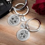 Gepersonaliseerde Schedel Sleutelhanger met Naam Halloween Cadeau voor Gothic Liefhebbers