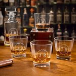 Coffret de carafe à whisky vintage personnalisé avec initiales gravées Cadeau d'anniversaire et de Noël pour les barmans et leurs amis