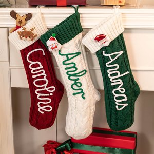 Calza di Natale a maglia personalizzata con nome e design del pupazzo di neve Babbo Natale e alce regalo di Natale per famiglia