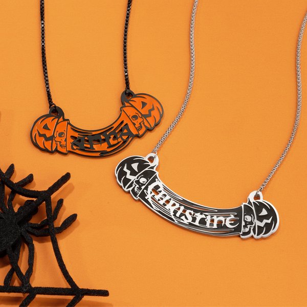 Personalisierte Scary Schädel Kürbis Name Halskette Spooky Saison Schmuck Halloween Geschenk für Frauen Mädchen