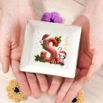 Chapeau de Père Noël Personnalisé Initiales Personnage Cartoon Céramique Plat à Bijoux avec Nom Anniversaire Noël Cadeau pour Femmes