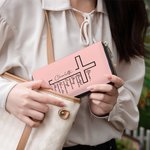 Henkilökohtainen Raamattu Cross Portable PU Nahka Lompakko nimi Syntymäpäivä Vuosipäivä Ristiäiset Joululahja naisille Christian