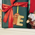Henkilökohtainen piparkakkumies Glitter Initial Ornamentti kirjailtu nimi joulukuusi koristelu joululahja perheelle ystäville