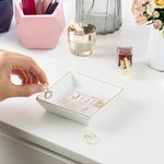 Personalisierte Wort Wolke Keramik Trinket Schmuck Schale mit Namen und Initialen Home Decor Hochzeit Geburtstag Geschenk für Frauen Brautjungfern