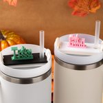 Personalizada Mariposa Bruja 3D Nombre Etiqueta Tapa para 20 oz a 40 oz Stanley Vaso Cumpleaños Regalo de Navidad para los amantes de Wicked Fans