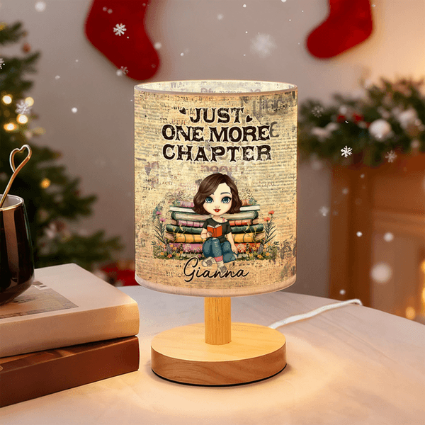 Personalized Retro Style Cartoon Reading Character Flaxen Fabric Table Lamp with Name Birthday Christmas Gift for Family Reading Lovers