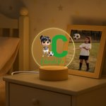 Personalisiertes 3D Fußball Cartoon Figur LED Nachtlicht mit Namen Initiale Nummer Holzsockel Kinderzimmer Deko Geburtstag Geschenk für Jungen Mädchen