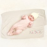 Coperta personalizzata colorata floreale in morbido cotone con nome ricamato Regalo di compleanno per la festa del bebè per i neonati e i nuovi genitori