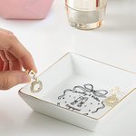 Personalizado romántico casado de cerámica baratija joyería plato con nombre de compromiso de boda regalo de Navidad para parejas novia a ser