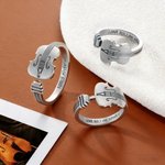 Personlig Violin Stringed Instrument Ring med graverad text Daglig födelsedag Jubileumspresent för musikälskare Vän
