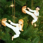 Spersonalizowana ozdoba bożonarodzeniowa z imieniem i nazwiskiem Karate Milestone Holiday Keepsake Gift for Kids Karate Students