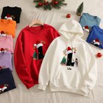 Sweat-shirt à Capuche Multicolore Personnalisé avec Motif Sapins Bonhommes de Neige Initiale et Nom Cadeau Noël pour Famille et Amis