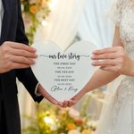 Panneau de mariage en acrylique personnalisé en forme de coeur avec nom et date Cadeau d'anniversaire de mariage et de fiançailles pour couple