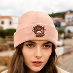 Chapeau bonnet tricoté personnalisé avec motif de vache Highland Nom brodé Accessoire d'hiver Cadeau d'anniversaire pour enfant amoureux de la vache Highland