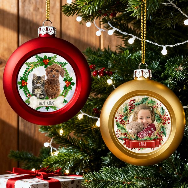 Couronne de Noël Photo Personnalisée Ornement de boule de Noël avec Nom Décoration de l'arbre de Noël Cadeau de Noël pour la famille, les amis et les propriétaires d'animaux