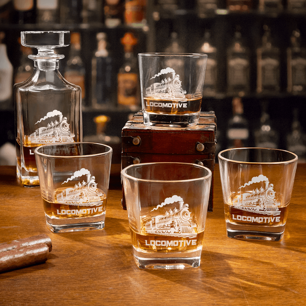 Personalised Locomotive Decanter Whiskey Decanter with Name Birthday Gift for Men Whiskey Lovers 4