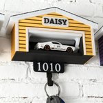 Personligt hus bil garage flerfärgad nyckelhållare med namn heminredning inflyttningsfest födelsedagspresent för bilägare älskare