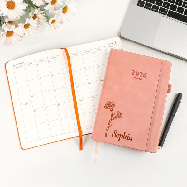 Personnalisé Fleur de naissance 2026 Planificateur A5 Calendrier Carnet de notes avec nom Cadeau d'anniversaire de la nouvelle année pour la famille et les amis