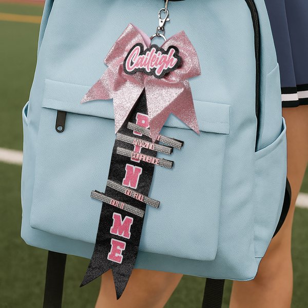 Personalised Glitter Bow Keychain Pin Holder Backpack Name Tag with 5 Pins Travel Accessories Daily Use Birthday Gift for Cheerleaders Teammates