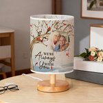 Lampada da tavolo in tessuto lino con foto cardinalizie personalizzate con nome e testo Regalo commemorativo di Natale per la famiglia