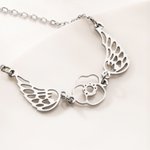 Spersonalizowany naszyjnik 1-3 Birth Flowers Angel Wing Dainty Pamiątkowy rocznicowy prezent świąteczny dla kobiet