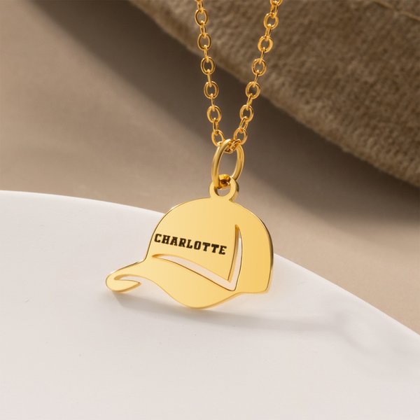 Personalisierte Baseballkappe Anhänger Halskette mit Namen Game Day Zubehör Geburtstag Geschenk für Baseball-Liebhaber Spieler