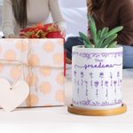Personlig Toile De Jouy Birth Flower Keramisk växtkruka med smeknamn och namn Jul Thanksgiving Day Present till mamma mormor