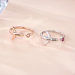 Anello aperto personalizzato con testo inciso su pietra di nascita, regalo di compleanno e di anniversario per gli amanti dei viaggi, mamma pilota e assistente di volo.