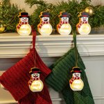 Gepersonaliseerd Sneeuwpop LED-licht Houten Kerstornament met Naam Kerstboom en Sok Decoratie Winterfeest Cadeau voor Familie en Kinderen