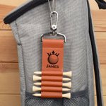 Personlig Golf Theme Monogram Initial PU läder Golf Tee Holder Bag Tag med namn och 5 st bambu tees Födelsedag Fars dag present till golfspelare