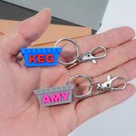 Spersonalizowany brelok do kluczy z nadrukiem 3D i tekstem dla doręczycieli i pracowników poczty