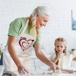 Personalized Double-Layer Heart Kid Adult Cooking Apron with Kid's Names and Pocket Mother's Day Christmas Gift for Grandma Kids