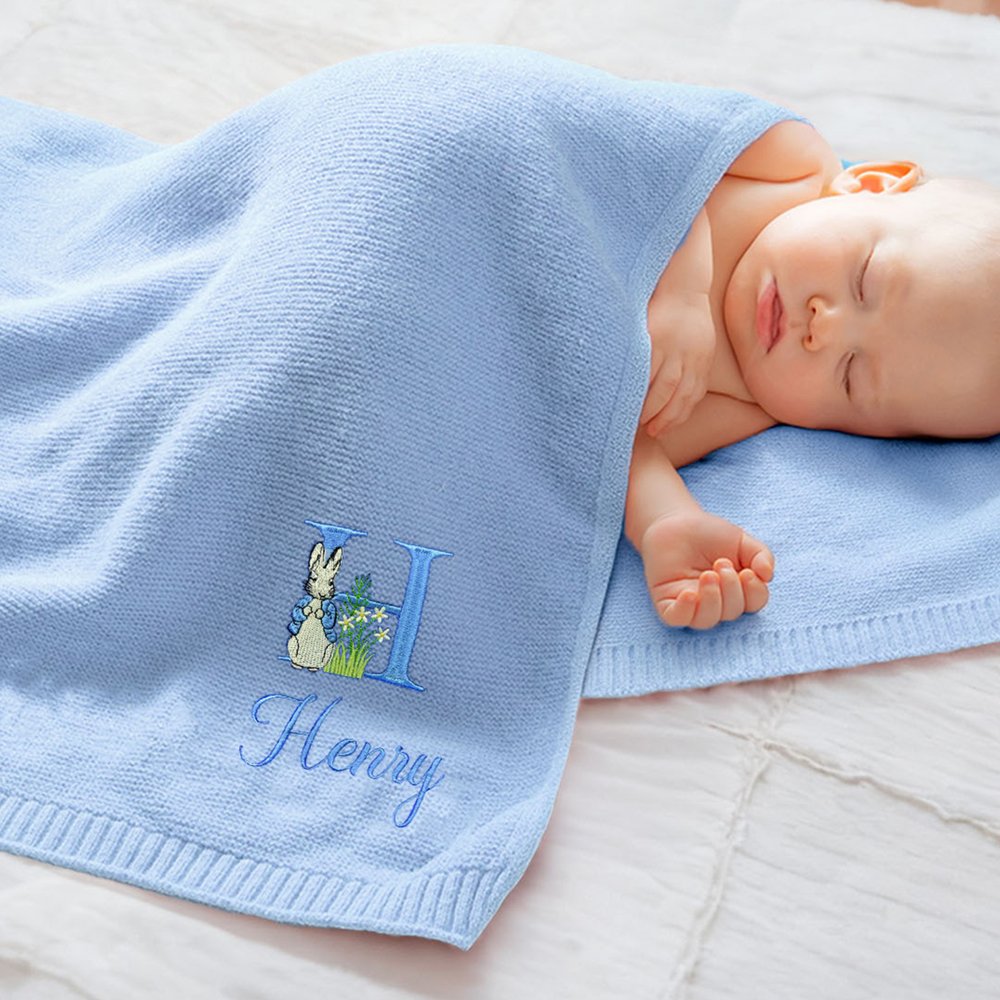 Bordado personalizado Peter Rabbit Manta de algodón suave para bebé con inicial y nombre Feliz Pascua Cumpleaños Regalo para recién nacidos Niños 3