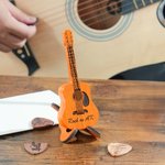 Personalized Wooden Guitar-Shaped Guitar Pick Holder with Engraved Text and 1-4 Picks Music Accessories Christmas Birthday Gift for Guitar Player