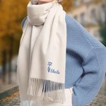 Sciarpa personalizzata con fiore di nascita ricamato e testo super morbida accessorio di moda regalo di compleanno per coppie e famiglie