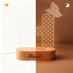 Henkilökohtainen Butterfly Letter Akryyli korvakorujen haltija LED yövalo puinen pohja ja teksti korut varastointi lisävaruste syntymäpäivälahja tytöille