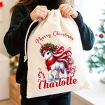 Spersonalizowana torba na prezenty Merry Christmas Fantasy Unicorn Drawstring Gift Bag z imieniem na Wigilię dla dziewczynek, chłopców i dzieci