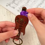 Personalised PU Leather Guitar Pick Holder Keychain with Engraved Text and Pick Birthday Christmas Gift for Guitar Music Lovers