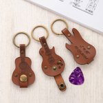 Personalised PU Leather Guitar Pick Holder Keychain with Engraved Text and Pick Birthday Christmas Gift for Guitar Music Lovers